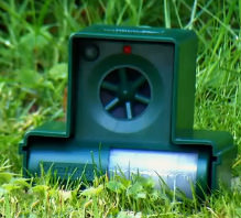 Royal Gardineer Animal AWAY im Garten